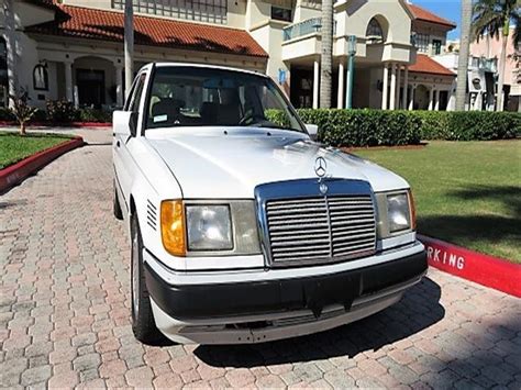 Early diesel models offered in the united states, up to about 1981, were not equipped with turbochargers. Used 1991 Mercedes-Benz 300D Turbo Diesel 1 Owner Service Records Gorgeous 179K Miles for sale