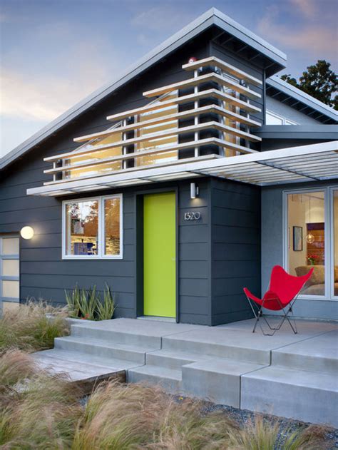 House in saudi arabia this beautiful house in saudi arabia was used these colors for their exterior design: Exterior House Color Combinations | Houzz