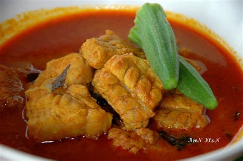 #resepisimpleikan pari masak dengan kari yang sangat simple tapi rasanya enak ya.saya masak ikut citarasa saya sendiri. Air Tangan Reen Khan: Ikan Pari Masak Berlada