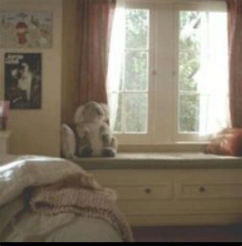 Check spelling or type a new query. Pin on Bedroom Ideas