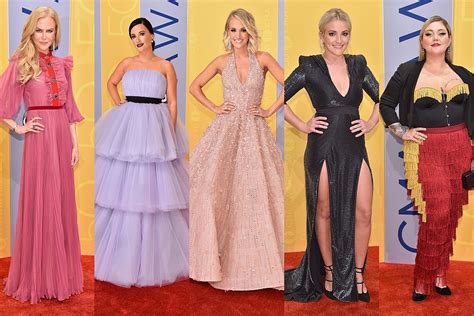 2016 Cma Awards Fashion See Carrie Underwood Nicole Kidman More