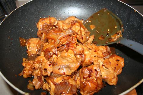 Resep sederhana tumis bunga pepaya campur teri pedas. Resep Ayam Manis Pedas / Spicy Sweet Chicken Recipe - Arie's Kitchen