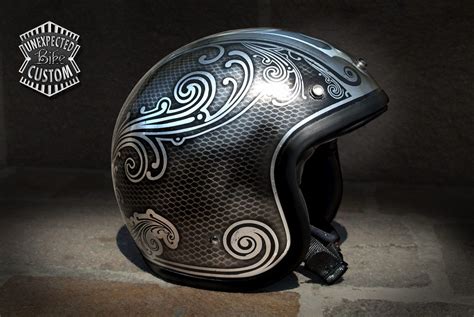 With so many choices of helmets to protect your head, the balance between style and protection is a tough one. Open face helmet "Old School n°1"Unexpected Custom - Fine ...