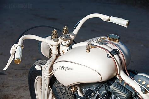 Yuri Shifs Sands Cycle Custom バイク