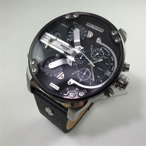 Time for you to shop on diesel.com. Diesel Mr. Daddy 2.0 Oversized Chronograph Watch DZ7313
