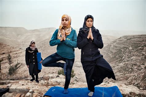 The Hidden Stories Of Arab Women The New York Times