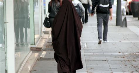 Religion Interdiction Du Niqab La France Condamnée