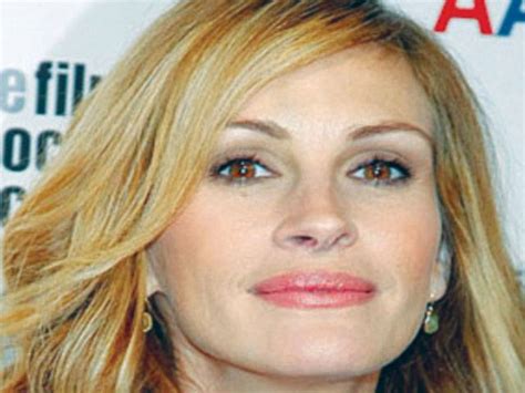 julia roberts pregnant