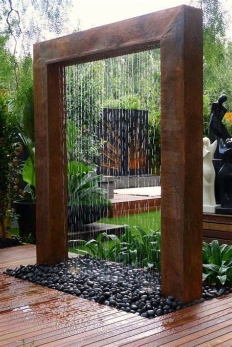 16 Unique Backyard Water Features That Will Leave You Speacheless