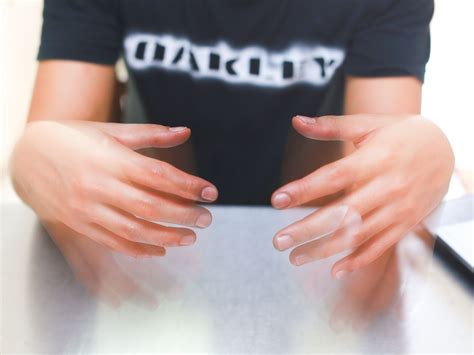 How To Give Yourself A Hand Massage Hand Massage Hand Reflexology Hands