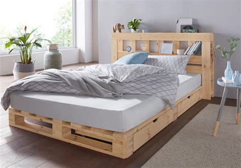 Das ist nicht nur günstig, sondern auch ein echter hingucker. Bett Aus Europaletten Selber Bauen 140X200 Anleitung ...