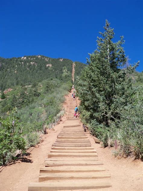 Trail And Park Reviews The Manitou Incline Colorado Springs One Of The Most Intense Trails I