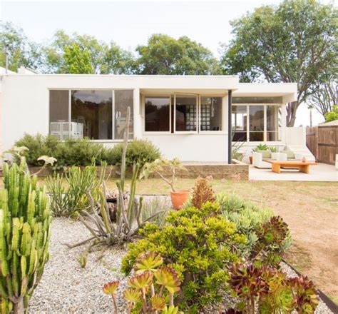 Presented by the civic association of hollin hills. 17 Scenic Mid-Century Modern Landscape Designs You Need In Your Garden