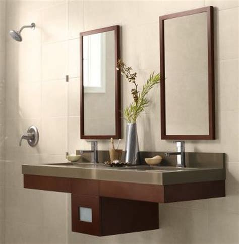 The best overall single vanity is the antionette 40 single bathroom vanity set (view at wayfair). The 6 Best Single Vanities of 2020 | Modern bathroom ...