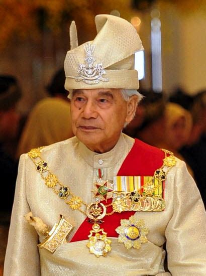 Check spelling or type a new query. Sultan Azlan, Hakim Paling Muda Dalam Sejarah Komanwel ...