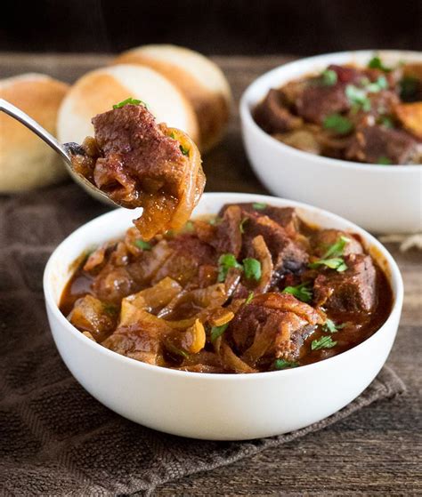 This vegan hungarian goulash (gulyás) is flavorful, comforting, hearty, very tasty, and perfect as a weeknight dinner, especially in fall and winter! Hungarian Beef Goulash | Recipe | Food recipes, Beef ...