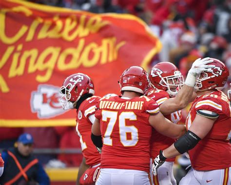 Kansas City Chiefs Taking A Look At The Chiefs Offense For 2018 Page 8
