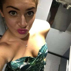 Isabel Hodgins Nude Leaked Private Pics Emmerdale Star Showed Her