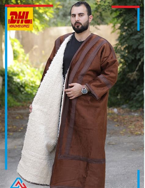 Traditional Southwest Asian And Middle Eastern Clothing Fashion Coat