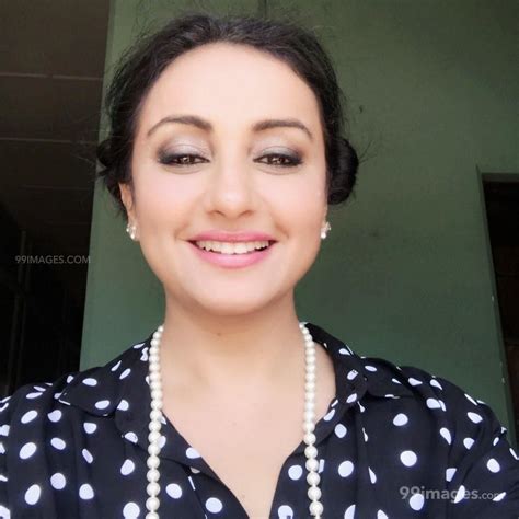 Divya Dutta Beautiful Hd Photos And Mobile Wallpapers Hd Androidiphone