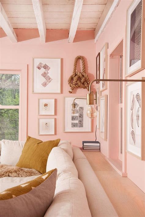 32 Gorgeous Pink Accent Living Room Decorating Ideas
