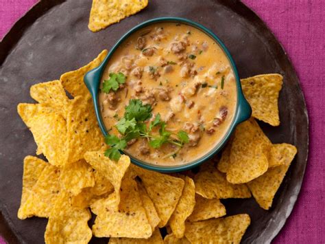 Queso fundido translates to molten cheese or melted cheese, and this skillet of wonderfulness when i first learned about queso fundido, i realized i'd been unknowingly making it all my life. Queso Fundido con Chorizo Recipe | Food Network Kitchen ...
