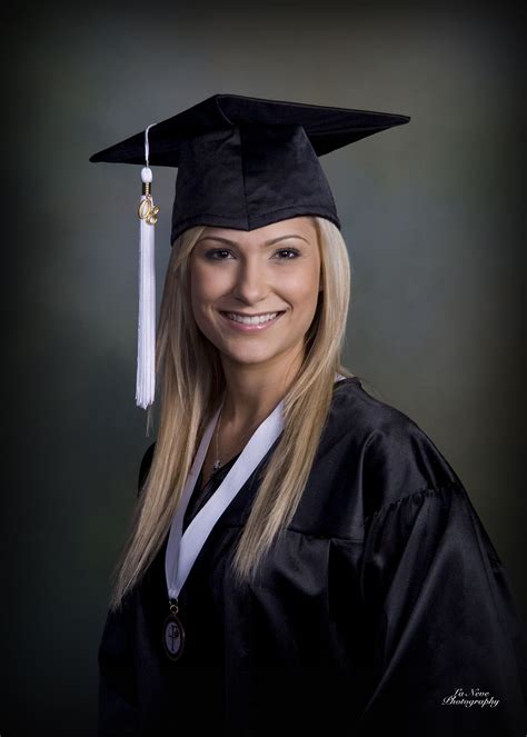 There are hundreds of tools editors can take advantage of and make their images look exactly like they want. Graduation portraits - infini photo