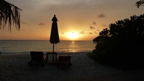Sonnenuntergang Von Der T Veligandu Island Resort And Spa Rasdhoo • Holidaycheck Alif Alif