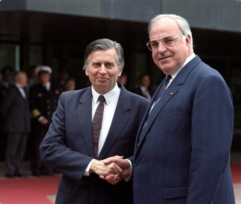 József antall was born to an ancient hungarian family from the lower nobility. Antall József külpolitikájának főbb irányvonalai V ...