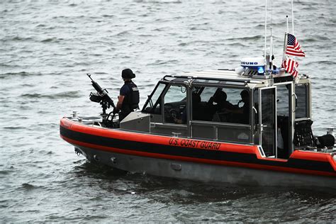 Thousands Of U S Coast Guard Members Furloughed Serving Without Pay During Government Shutdown