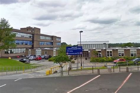 Fury As Up To 100 Pupils Sent Home From School For Wearing Wrong Uniform Mirror Online