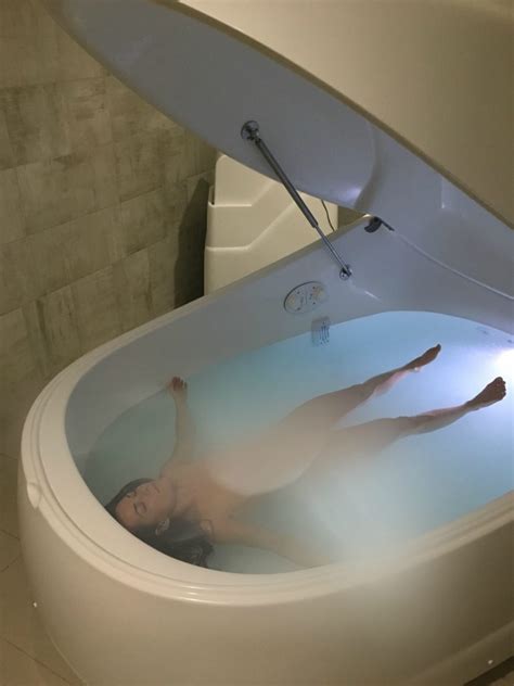 A Psychedelic Experience While Floating In A Sensory Deprivation Tank The Pure Way