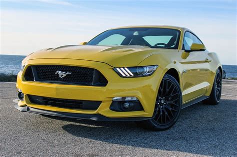 Mustang coupe terbaru tersedia dalam pilihan mesin. KERETA KECIL KURANG SELAMAT DAN BOLEH SEBABKAN KEMATIAN ...