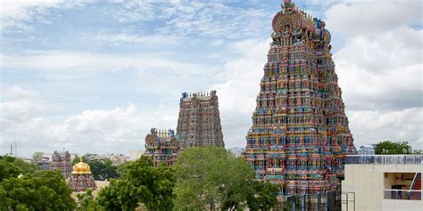 When dancing the tandava, shiva is usually depicted in sculpture. Meenakshi Amman Temple / Sri Meenakshi Sundareswarar ...