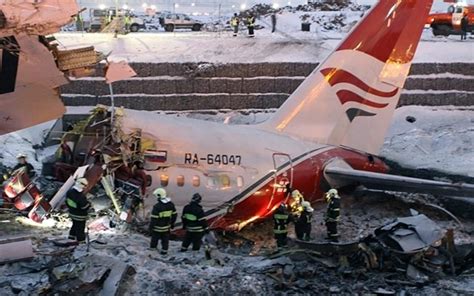 In Pictures Russian Passenger Jet Crashes At Moscows Vnukovo Airport