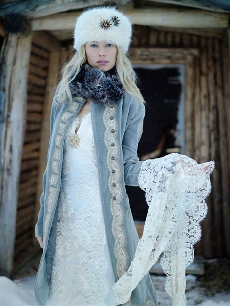 55 stylish and comfy wraps and coats for winter brides russian fashion winter bride fashion