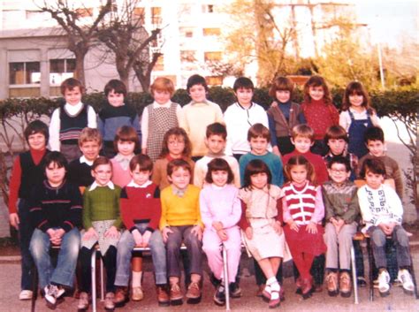 Photo De Classe Aucune Idée De 1980 Ecole Les Pins Copains Davant