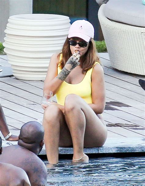 Rihanna In Swimsuit At A Pool In Zurich August 2016 • Celebmafia