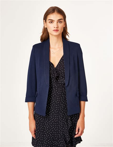 Top Tendances 20 Idées Look Blazer Bleu Marine Femme 2020