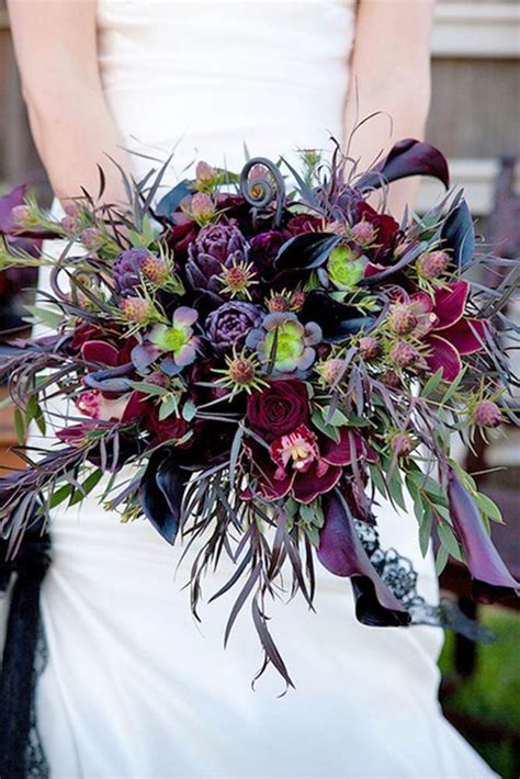 77 Halloween Wedding Bouquets With Dark Romance Touches Weddingomania