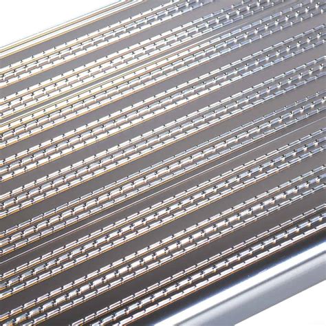 Aluminium Stair Treads 48 Anodized Collection 10 • Produits Pylex