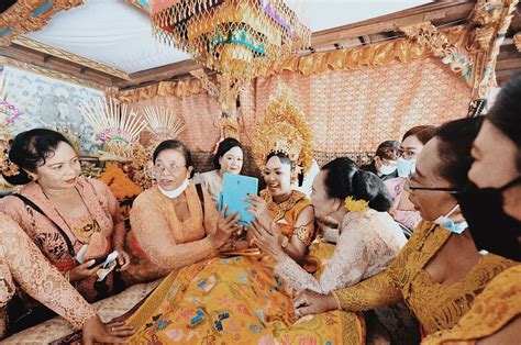 Metatah Tradisi Potong Gigi Di Bali Gaekon