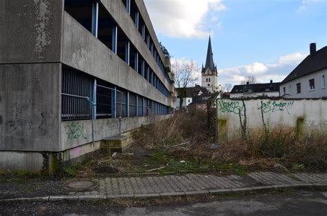 Weitere immobilienanzeigen finden sich auf den verwandten suchseiten kleinanzeigen wohnungen menden (sauerland) und wohnungsanzeigen. Stadt Menden kommentiert "Nordwall" - Menden (Sauerland)