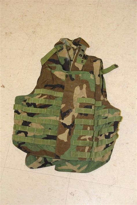 Us Military Flak Jacket Body Armor Bdu Carrier Only No Inserts