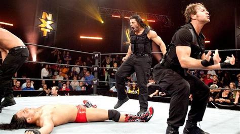 اتحاد wwe يعلن عن إقامة عرض في يوم رأس السنة المقبلة; صور رومان رينز في NXT | WWE