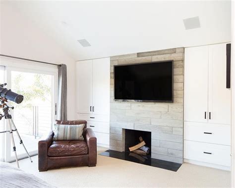 Utilitarian designs, tapered posts, flat paneled doors, and sturdy construction are trademarks of the. Get creative with your cabinet design! Our frameless ...