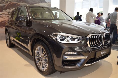 Also, read user reviews for bmw x3 xdrive 20d luxury line and bmw x1 sdrive20d expedition before making any final decision. 2018 BMW X3 petrol variant launched at INR 56,90,000
