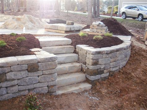 Get Retaining Wall On Sloped Backyard Background Homelooker