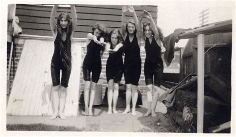 Funny Vintage Snapshots Show Naughty Girls Playing Together In The Past