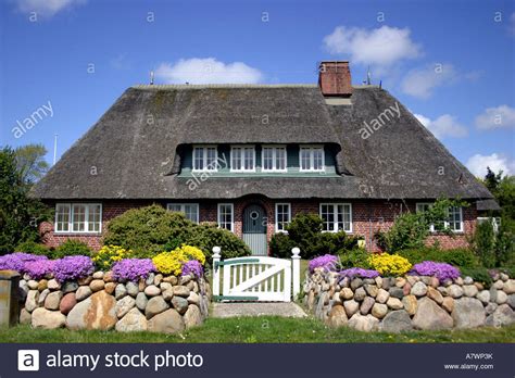 Die angebotenen wohnimmobilien teilen sich auf in 724 mietwohnungen bzw. Haus in Kampen, Sylt, Schleswig-Holstein, Deutschland ...